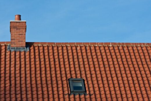 10041057   tiles roof
